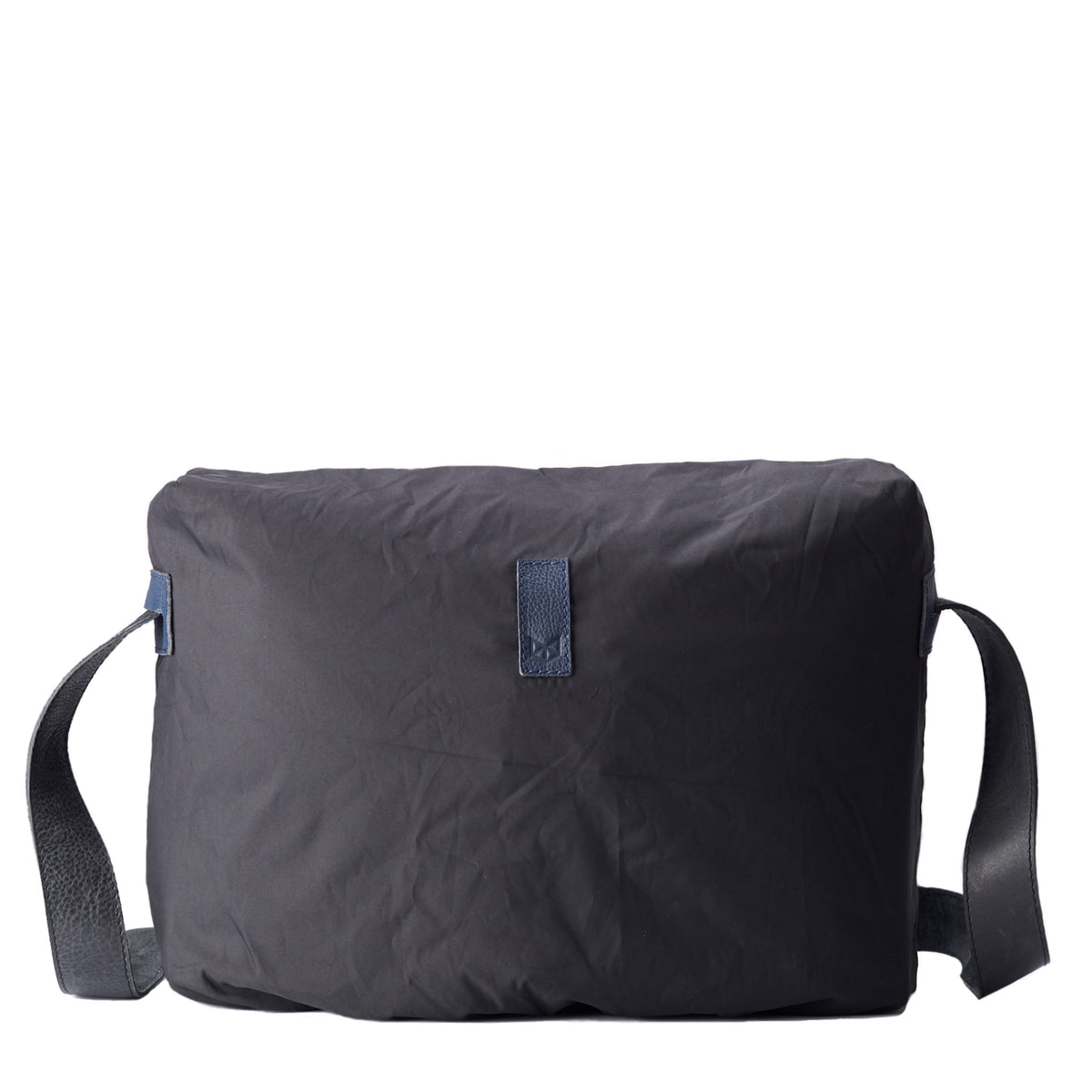 Front rain cover . Black rain cover perfect fit for all Capra messenger bags. Fashionable matte waterproof material. Leather details by Capra Leather.