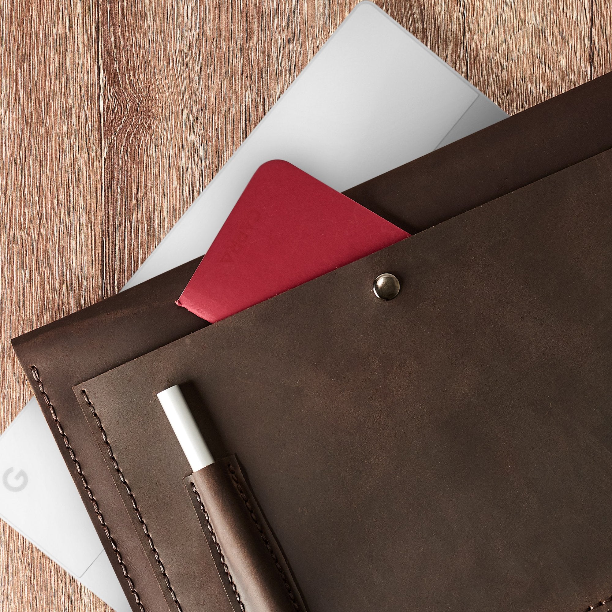 Back pocket for notebooks. Google Pixelbook brown leather case with pen holder. Pixelbook laptop mens folio