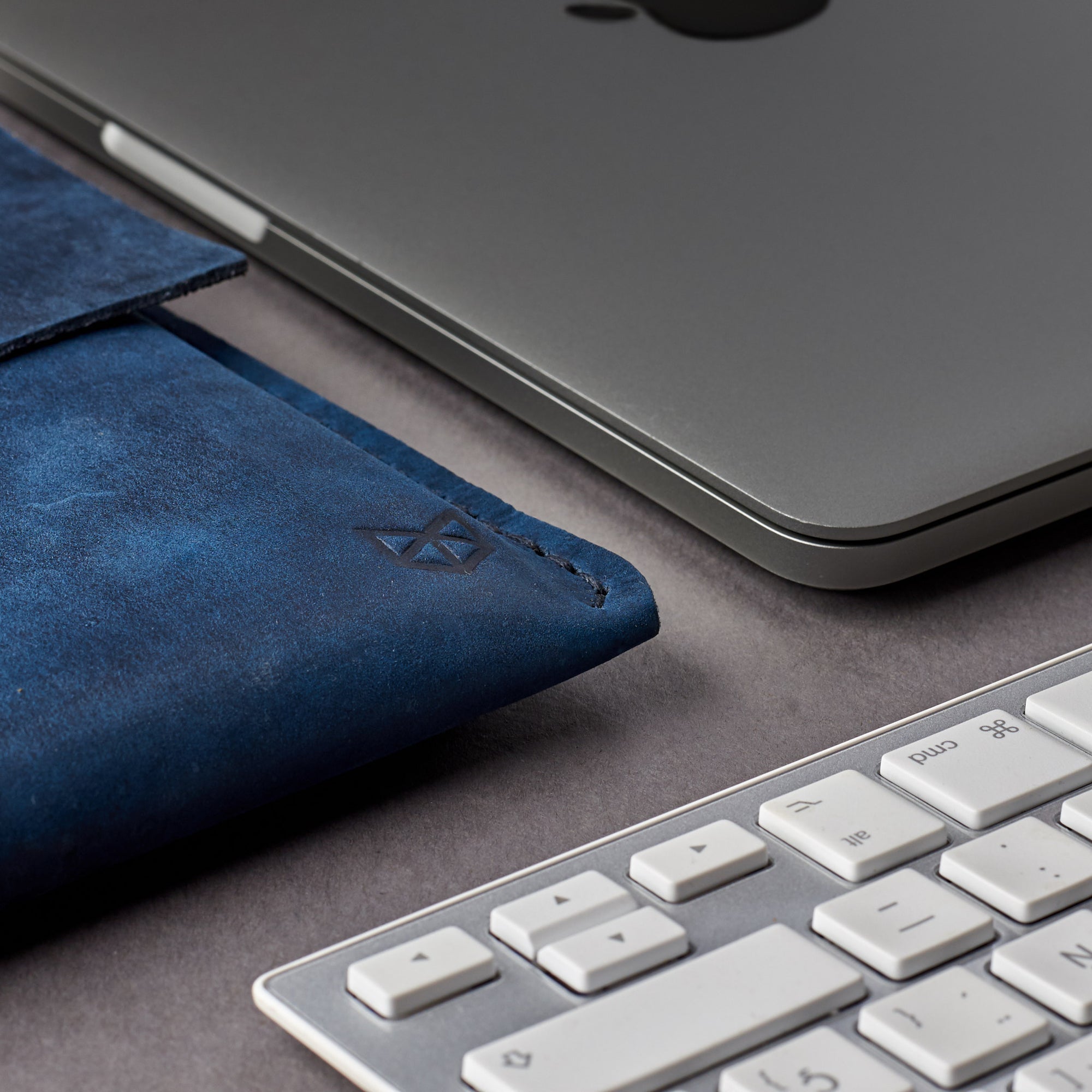 Apple MacBook Pro. Navy Leather MacBook Case. MacBook Sleeve by Capra Leather