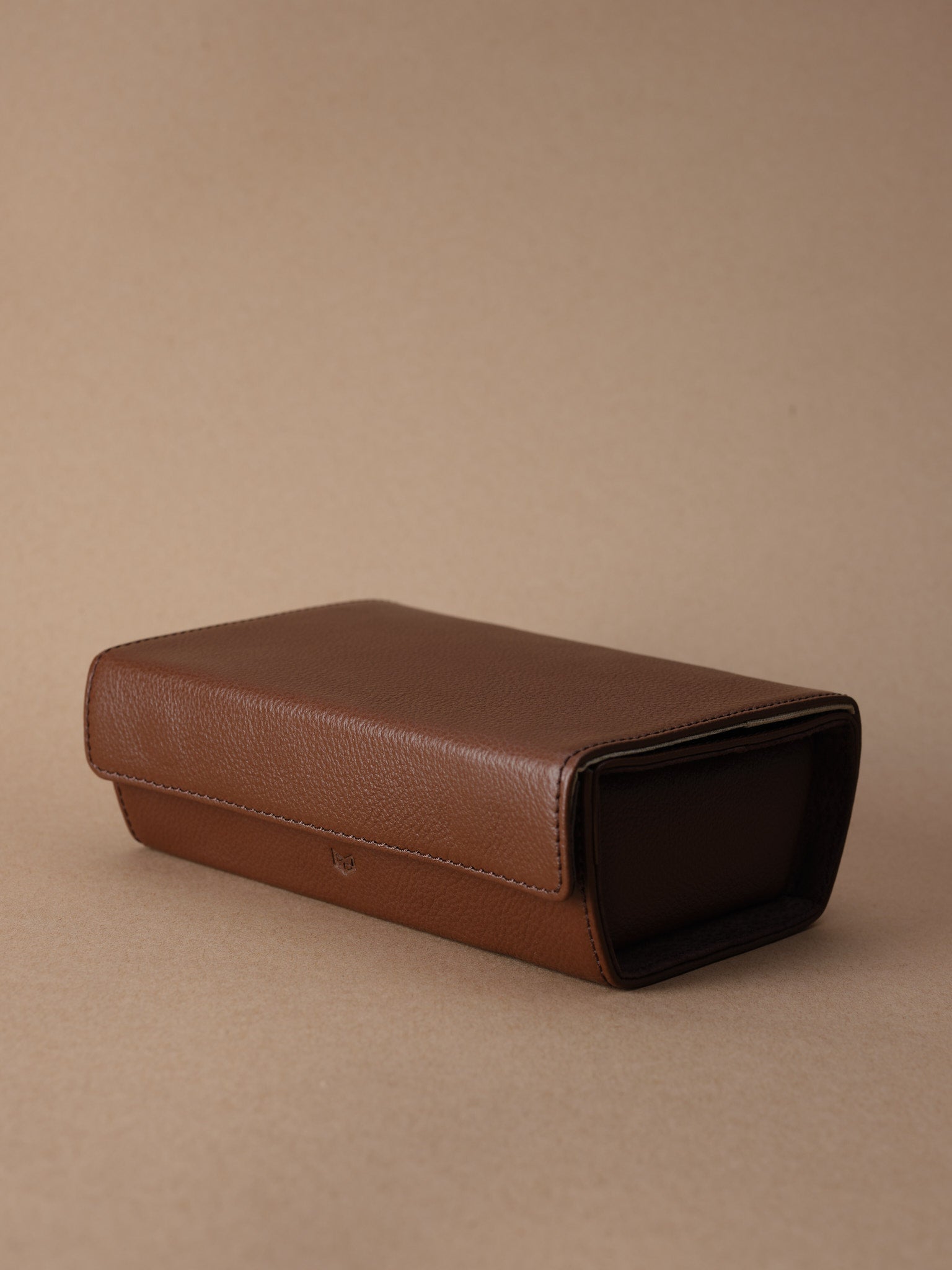 eyewear travel case brown by Capra Leather