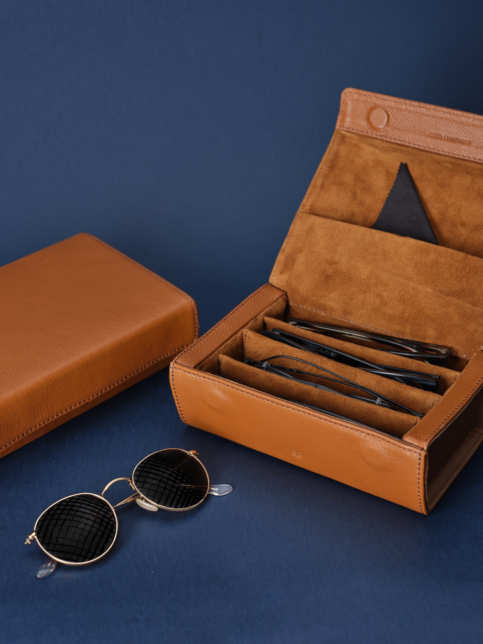 eyewear organizer cases tan by Capra Leather