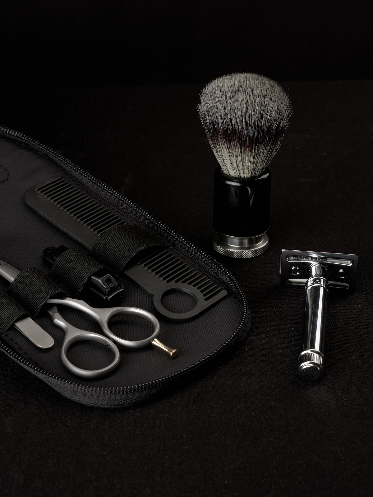 Toiletries bag black by Capra Leather