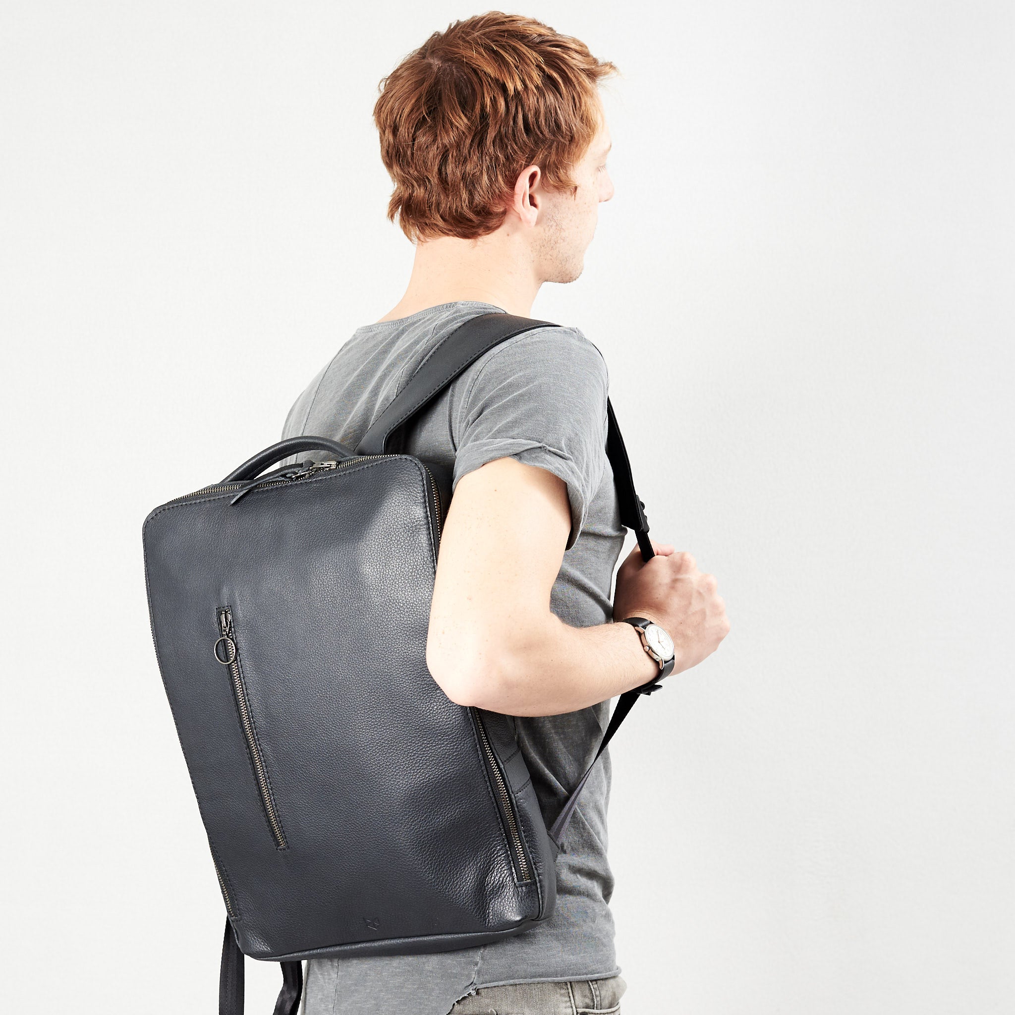 https://capraleather.com/cdn/shop/products/Saola-Laptop-Backpack-Black-by-Capra-Leather-1_5000x.jpg?v=1660854940