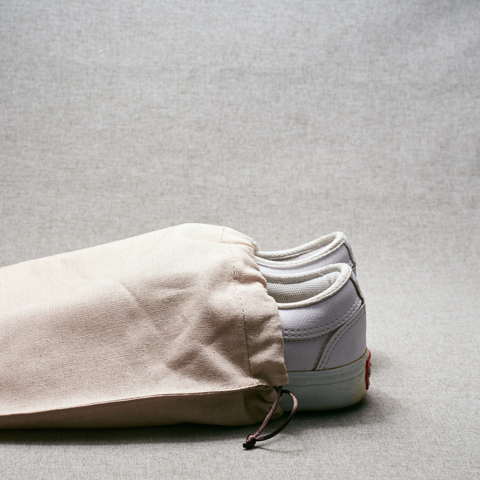 Linen Shoe Bag. Substantial Duffle Bag Tan by Capra Leather