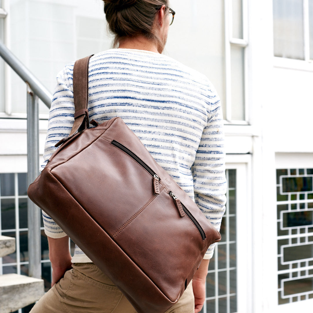 Urban Style. Brown handmade leather messenger bag for men. Commuter bag, Macbook 13 inch 15 inch laptop leather bag 