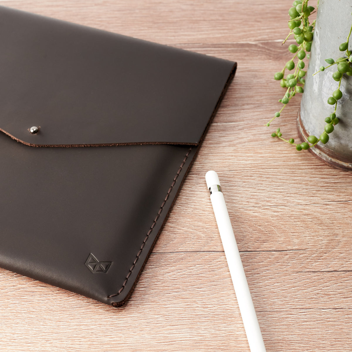 Apple Pencil. iPad Sleeve. iPad Leather Case Brown With Apple Pencil Holder by Capra Leather