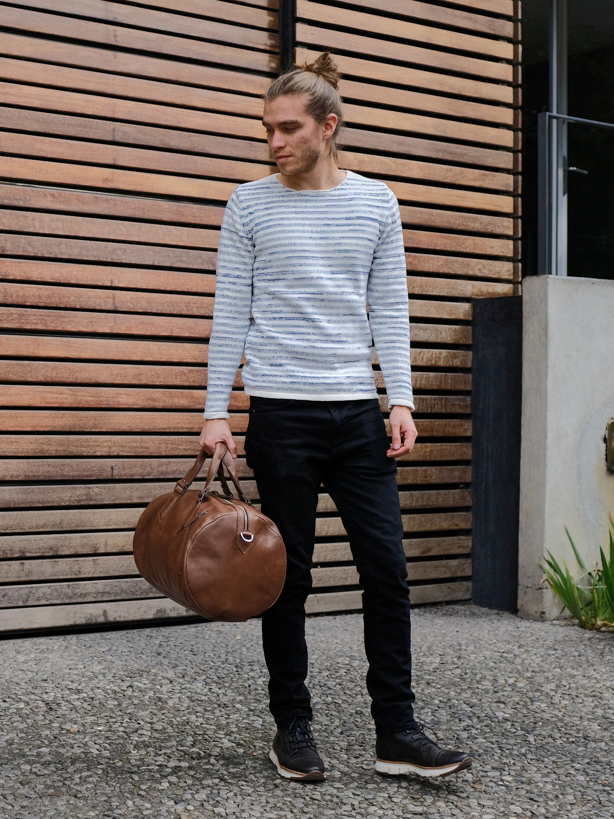 City style. Brown leather holdall handmade bag for men. weekend travel bag