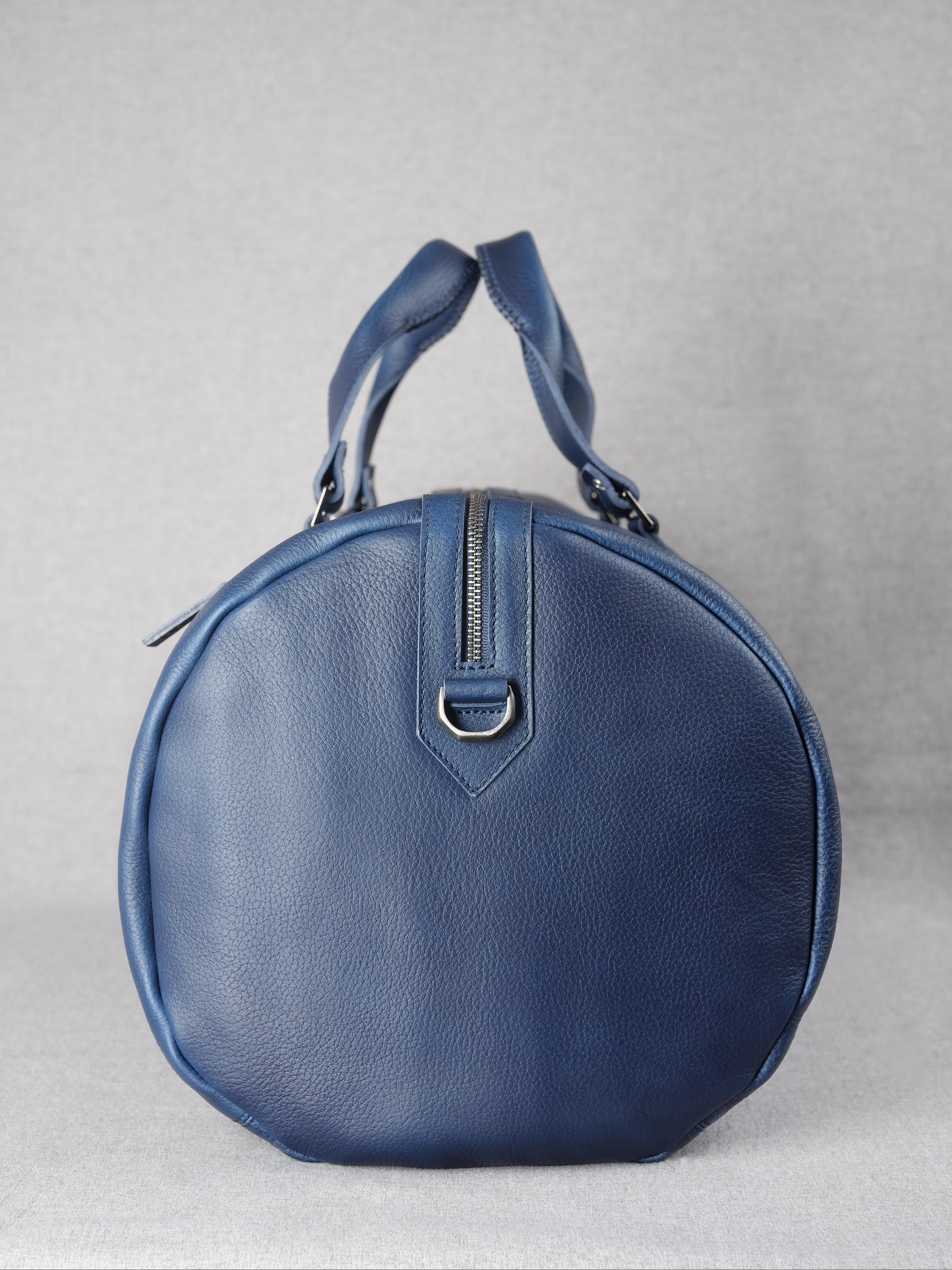 Divine proportion. Substantial Duffle Bag Navy by Capra Leather