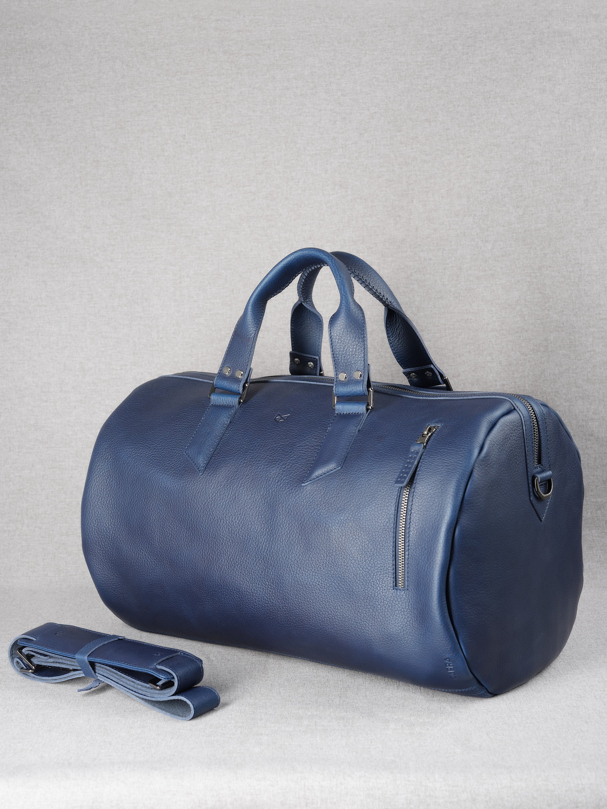Navy blue overnight bag Clearance