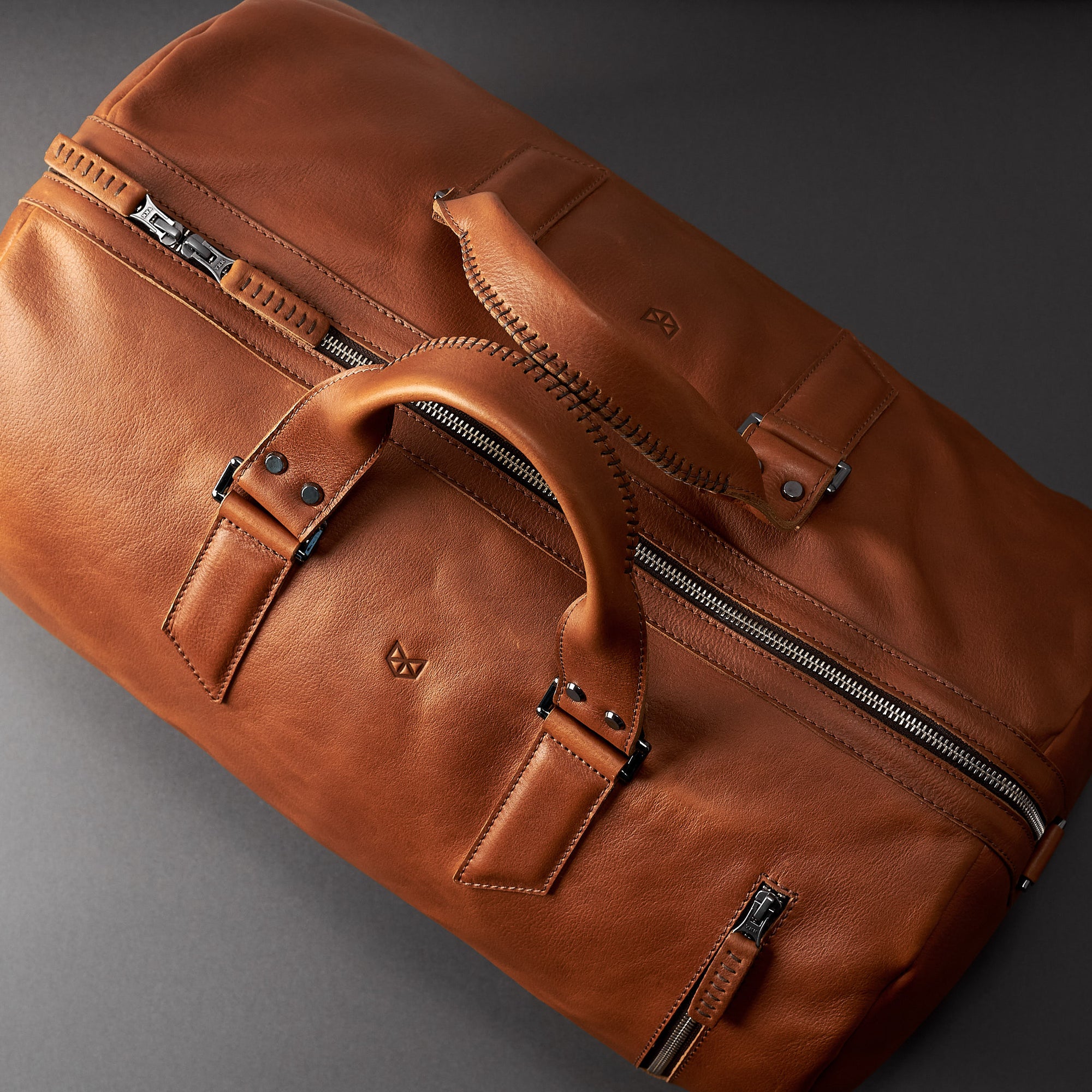 Style. Tan leather weekender bag. Travel carryall mens bag