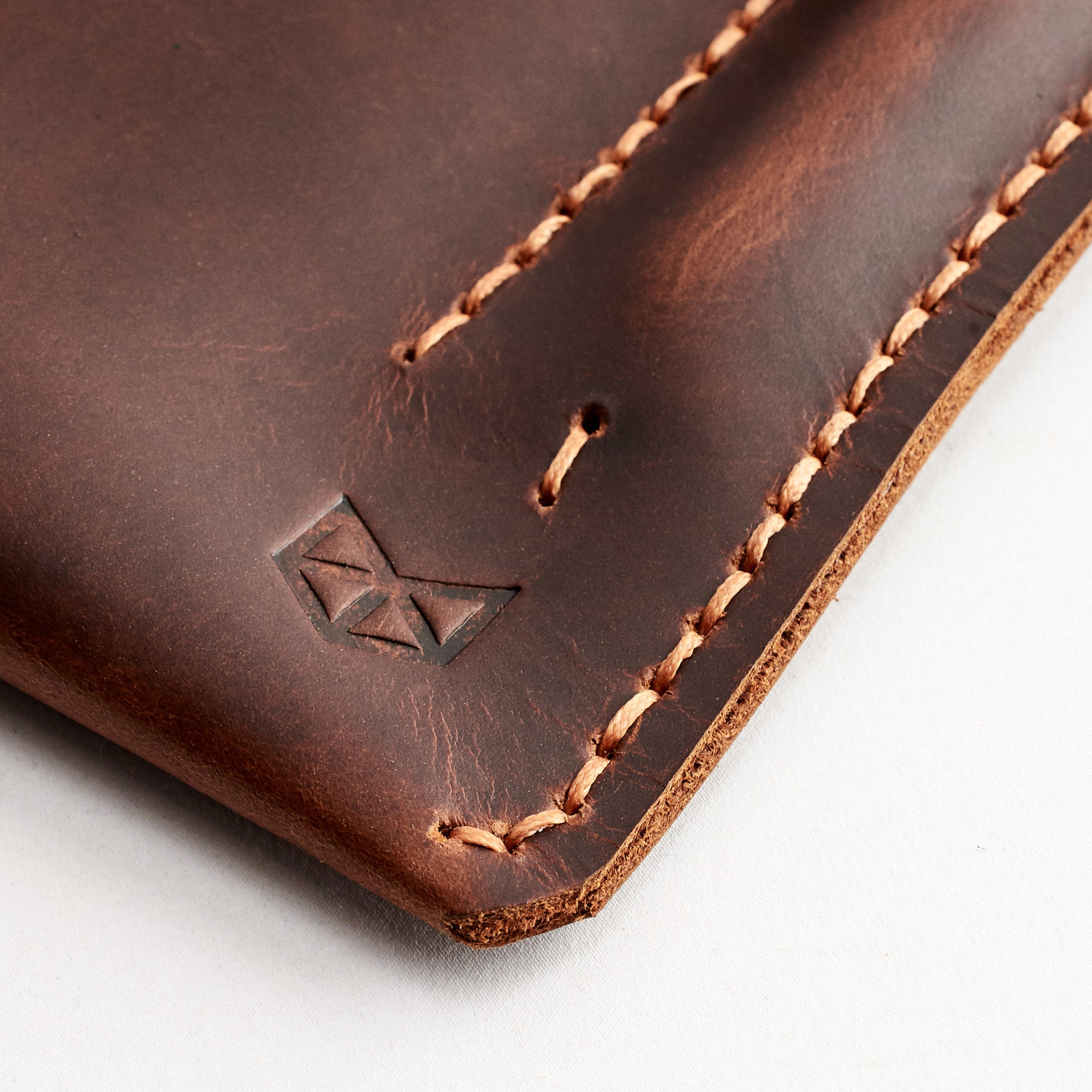 Hand stitched folio. Tan leather sleeve for ASUS Zenbook Pro Duo. Mens gifts