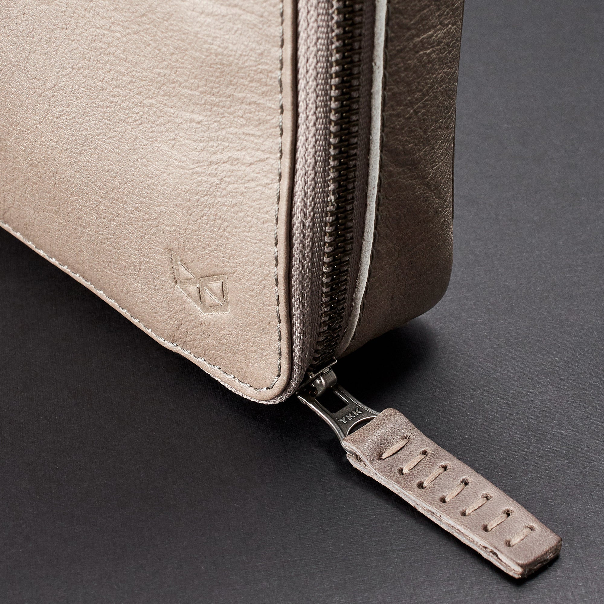 YKK metallic zippers. Grey tech organizer for travel by Capra Leather