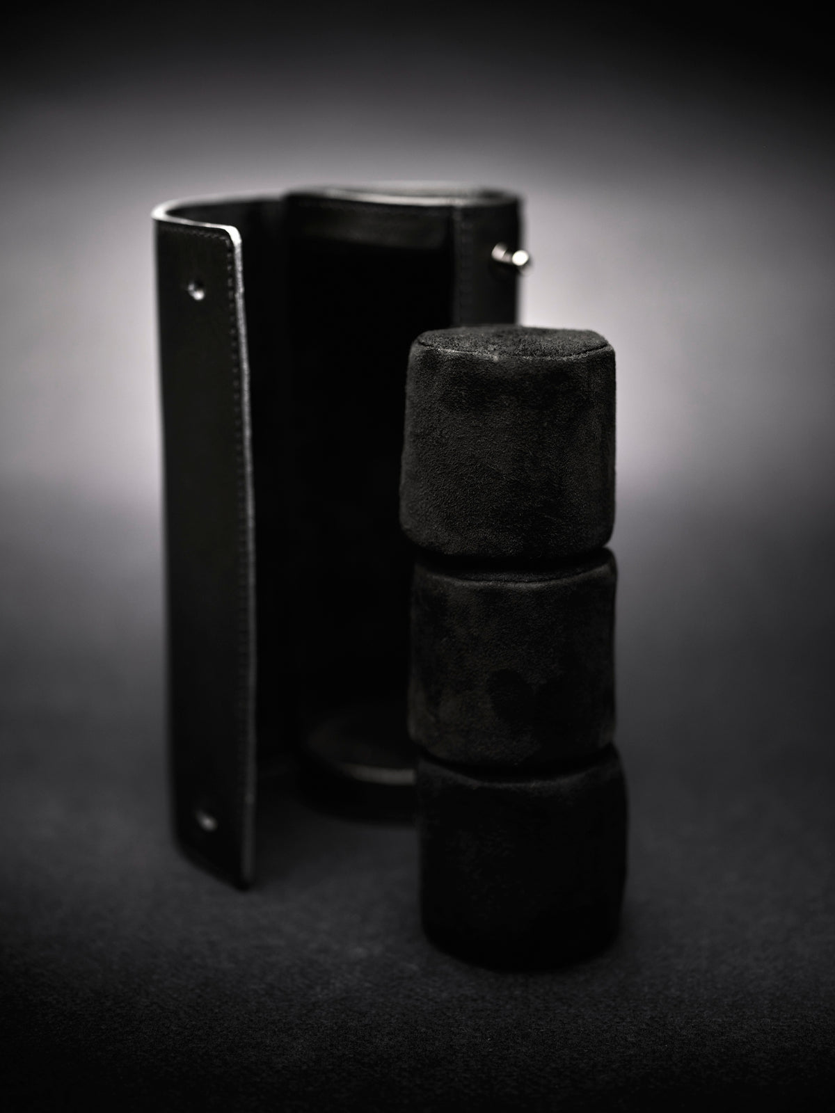 Watch case travel black by Capra Leather